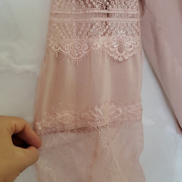 Top - Picture 4 of 10